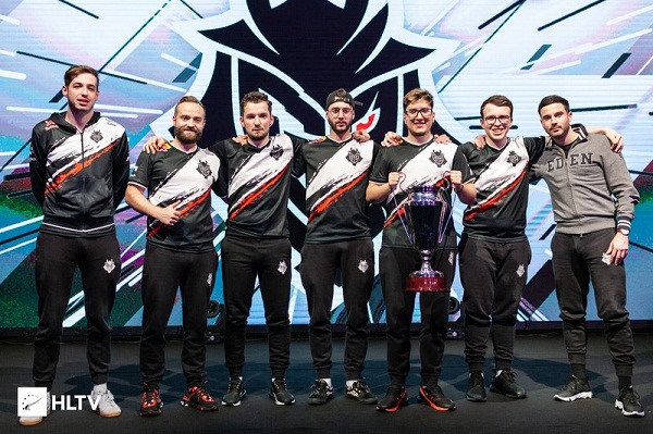 资讯排位赛沙漠上分技巧，主播这些细节操作