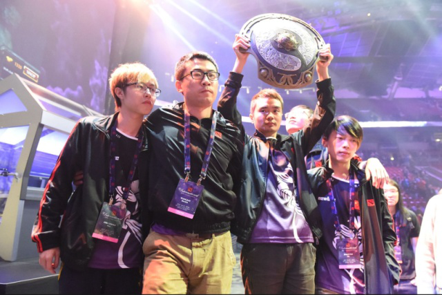 今天： Fnatic 赢得了第一届 CSGO Major