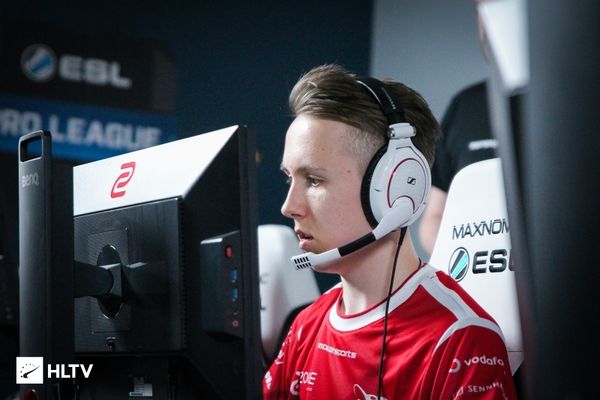 Heroic 将在 IEM Dallas 2025 的淘汰赛中面对 FaZe，之前在与 Falcons 的比赛中失利。